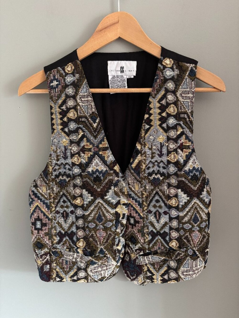 90s Tapestry Vest